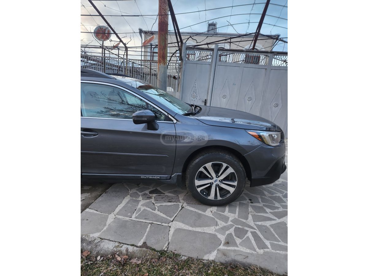 Subaru Outback - фото 3