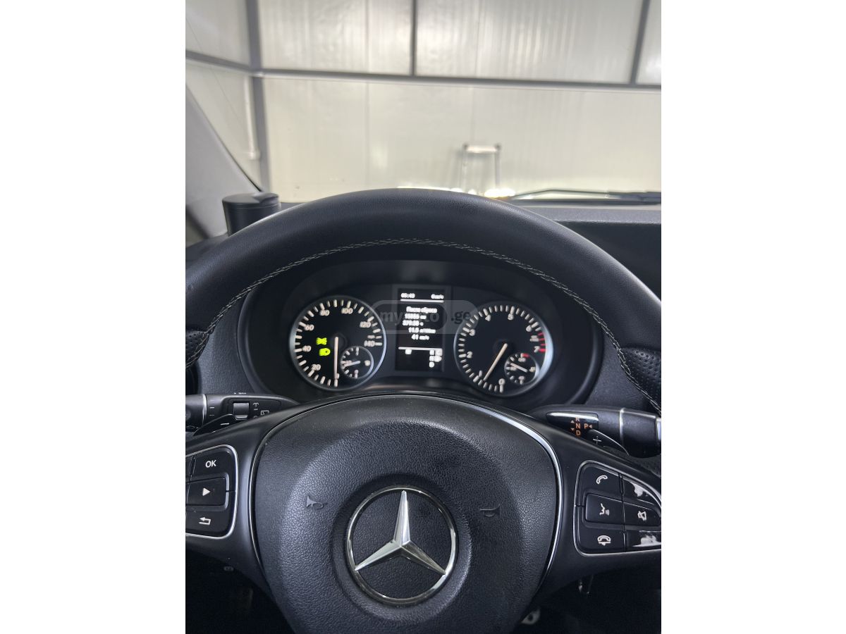 Mercedes-Benz Metris Passenger Van - фото 9