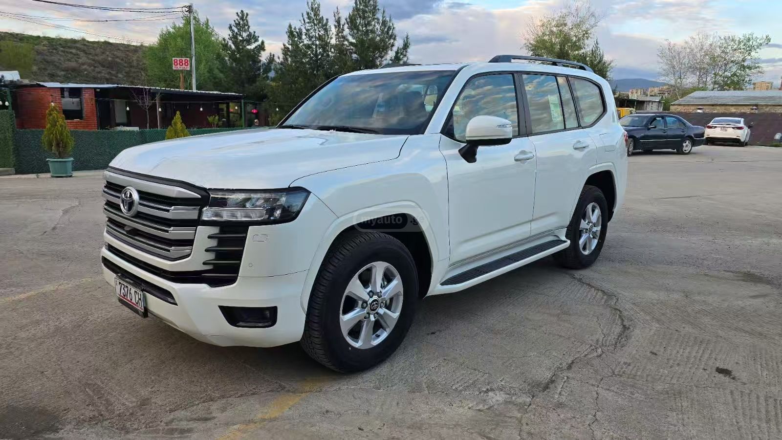 Toyota Land Cruiser - фото 1