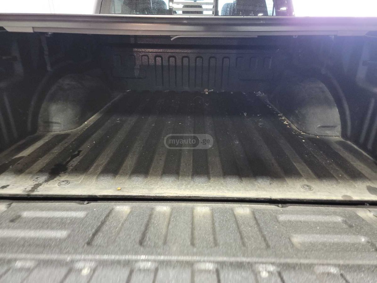 Ford F150 - фото 7