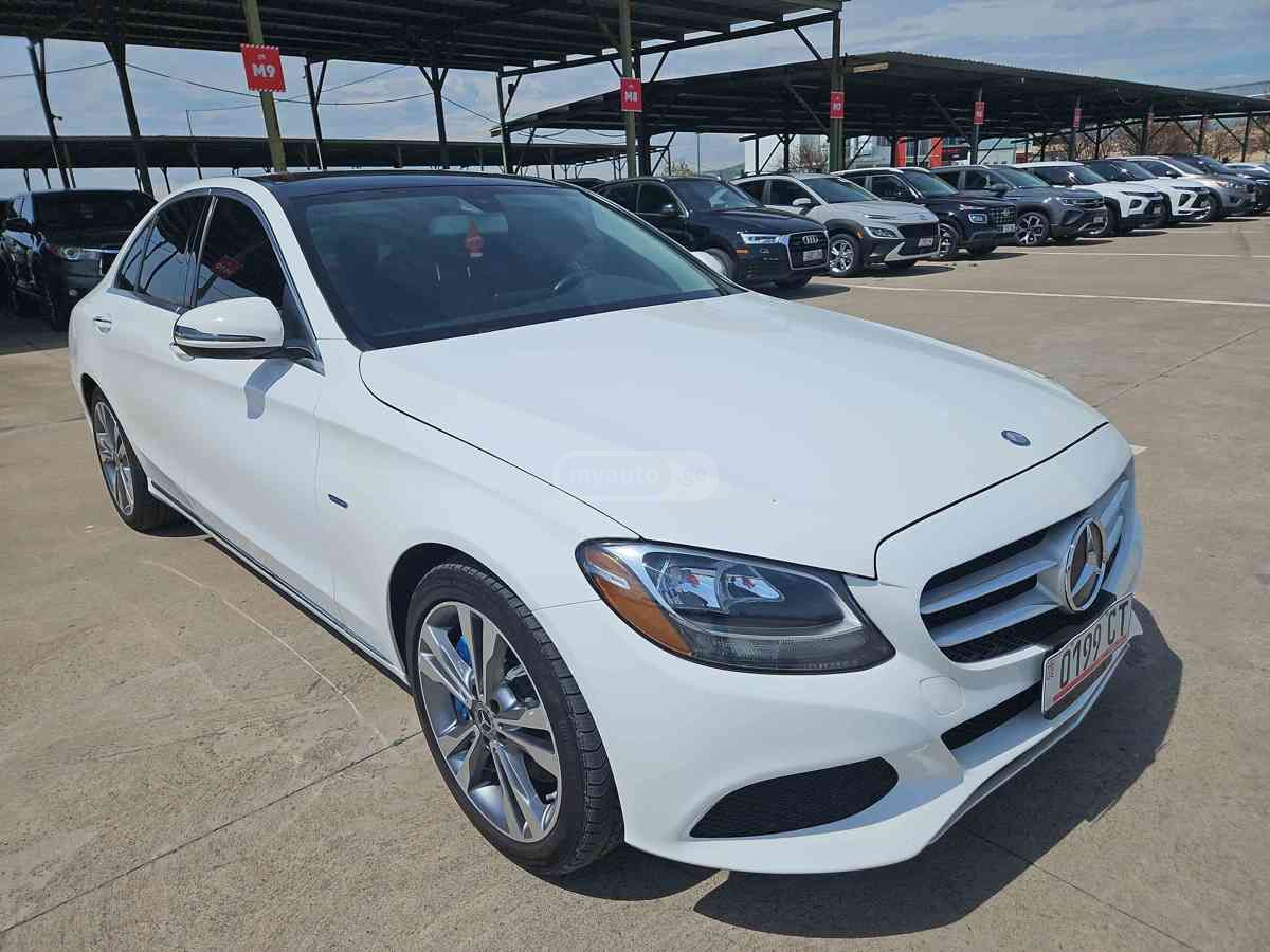 Mercedes-Benz C 350 - фото 3