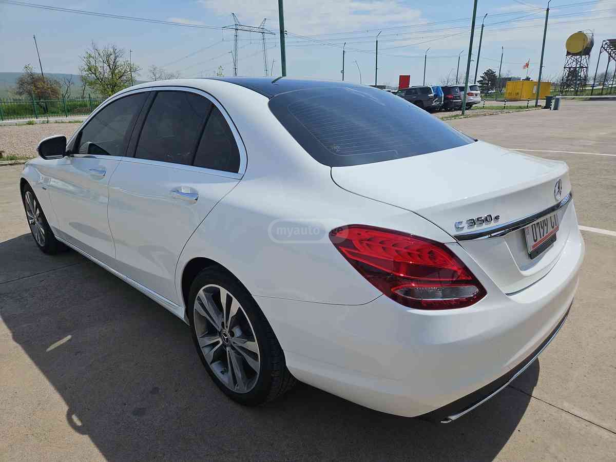 Mercedes-Benz C 350 - фото 7