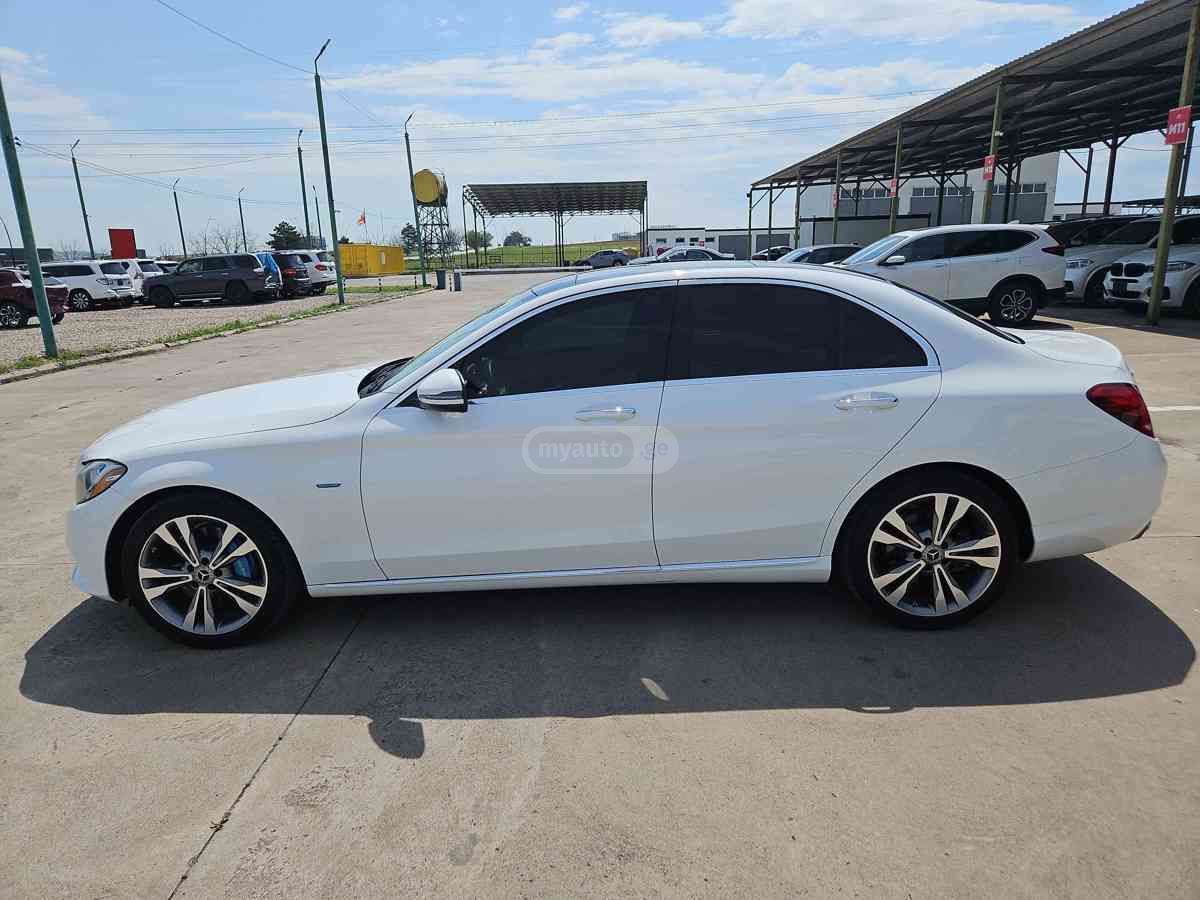 Mercedes-Benz C 350 - фото 8