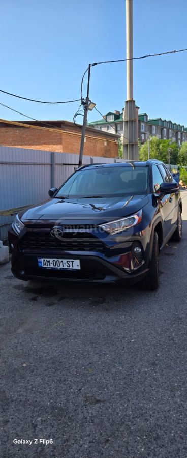 Toyota XLE Premium 4dr All-Wheel Driv — миниатюра 13