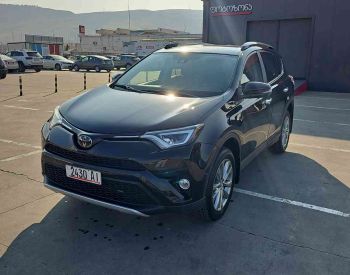 ToyotaRAV 4