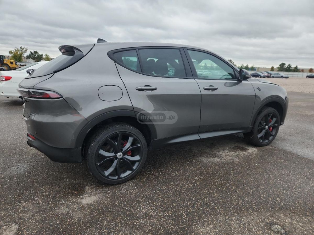 Dodge Hornet 2024 — миниатюра 3