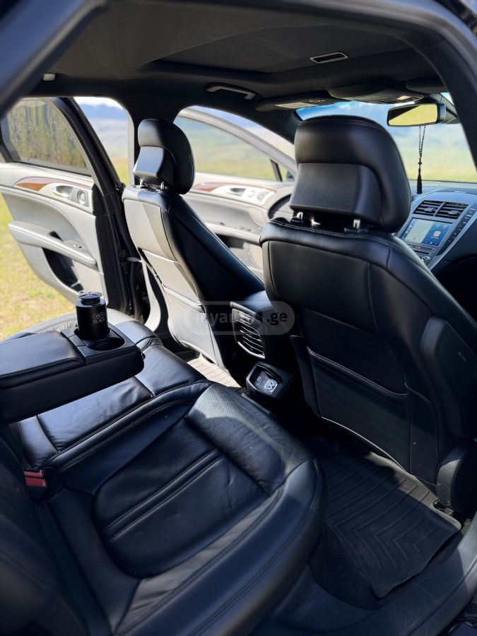 Lincoln MKZ - фото 10