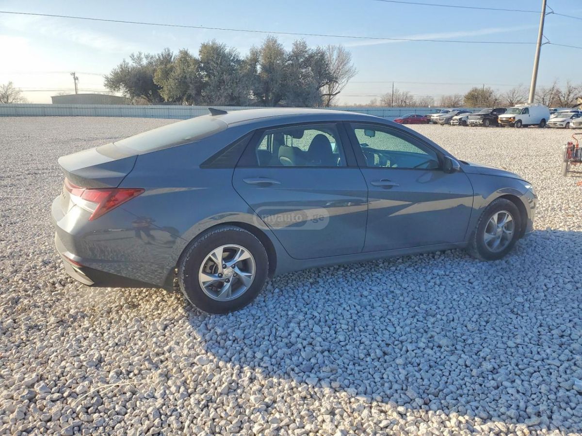 Hyundai SE 4dr Sedan CVT — миниатюра 3