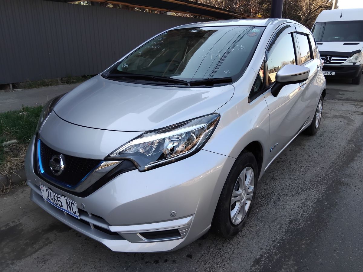 Nissan Note - фото 3