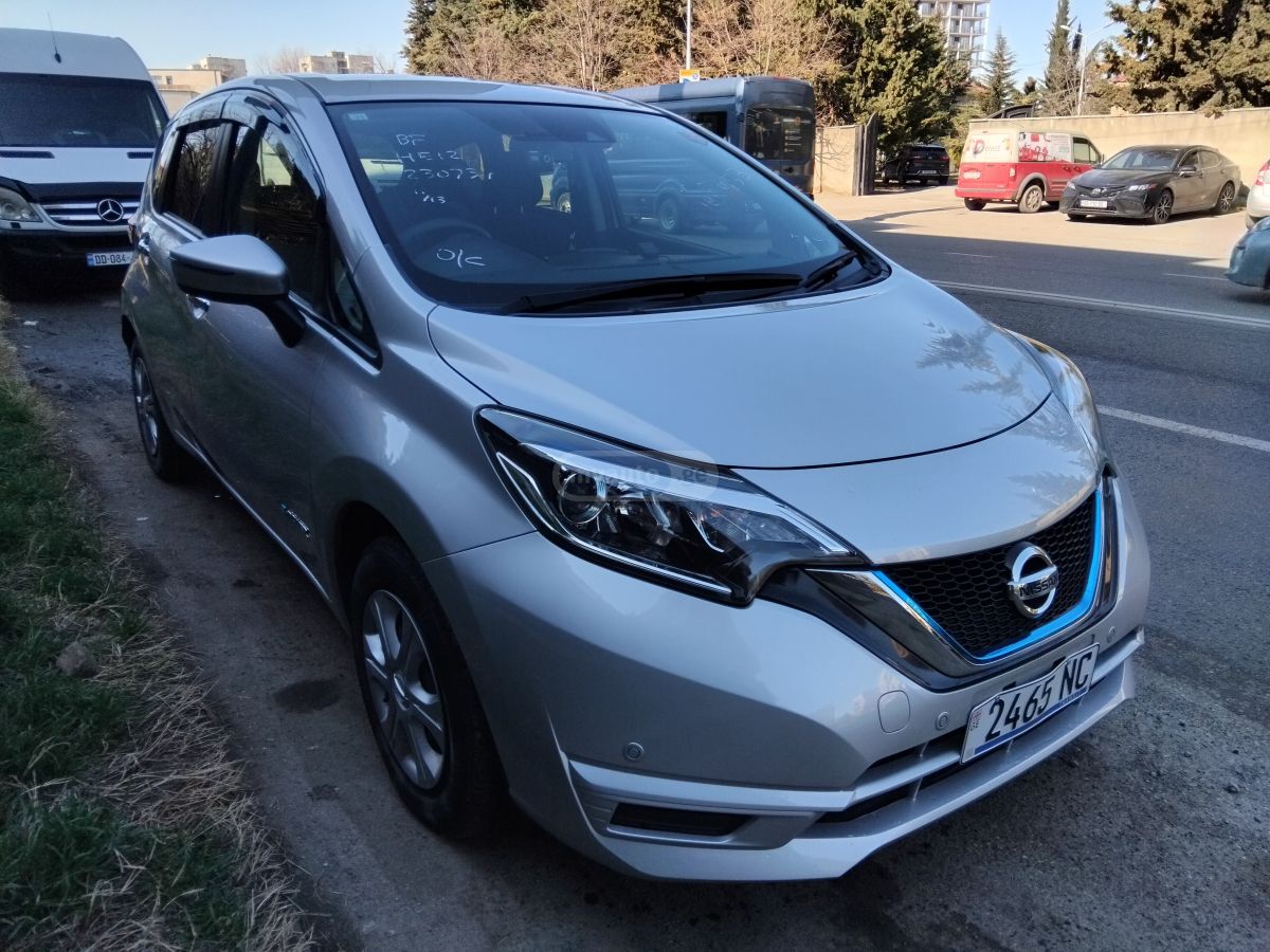 Nissan Note - фото 4