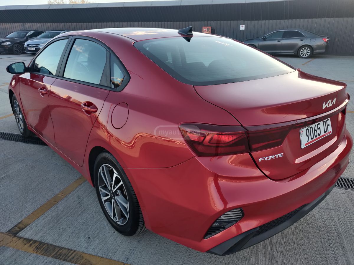 Kia Forte - фото 5