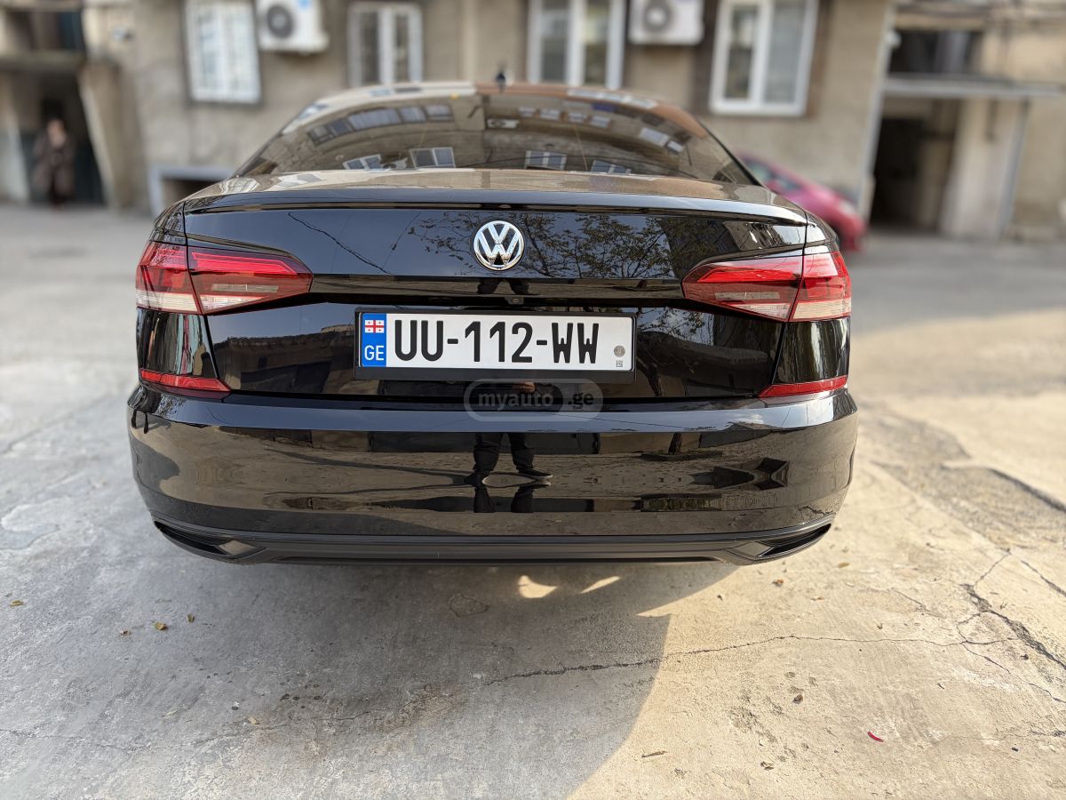 Volkswagen Passat - фото 3