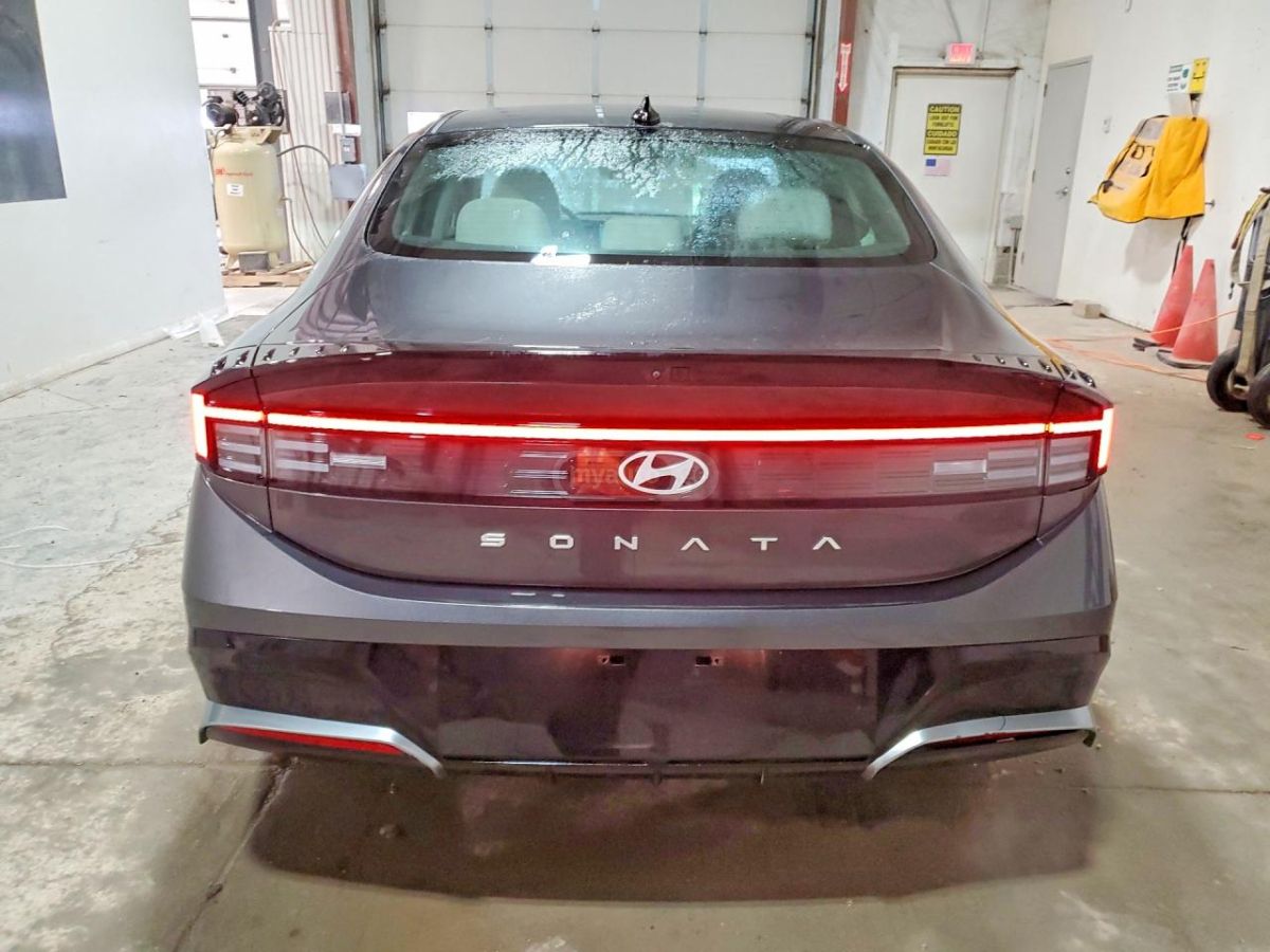 Hyundai Sonata 2025 — миниатюра 6