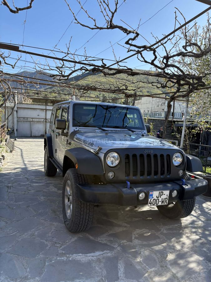Jeep Wrangler - фото 11