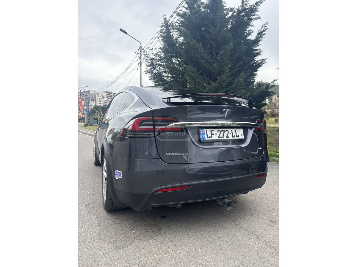 Tesla Model X - фото 4