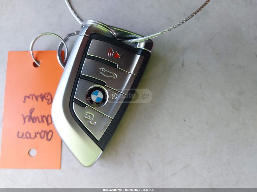 BMW M50i 4dr All-Wheel Drive Sport — миниатюра 11