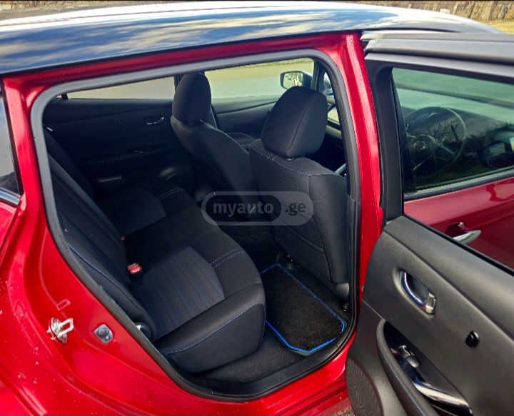 Nissan Leaf - фото 10