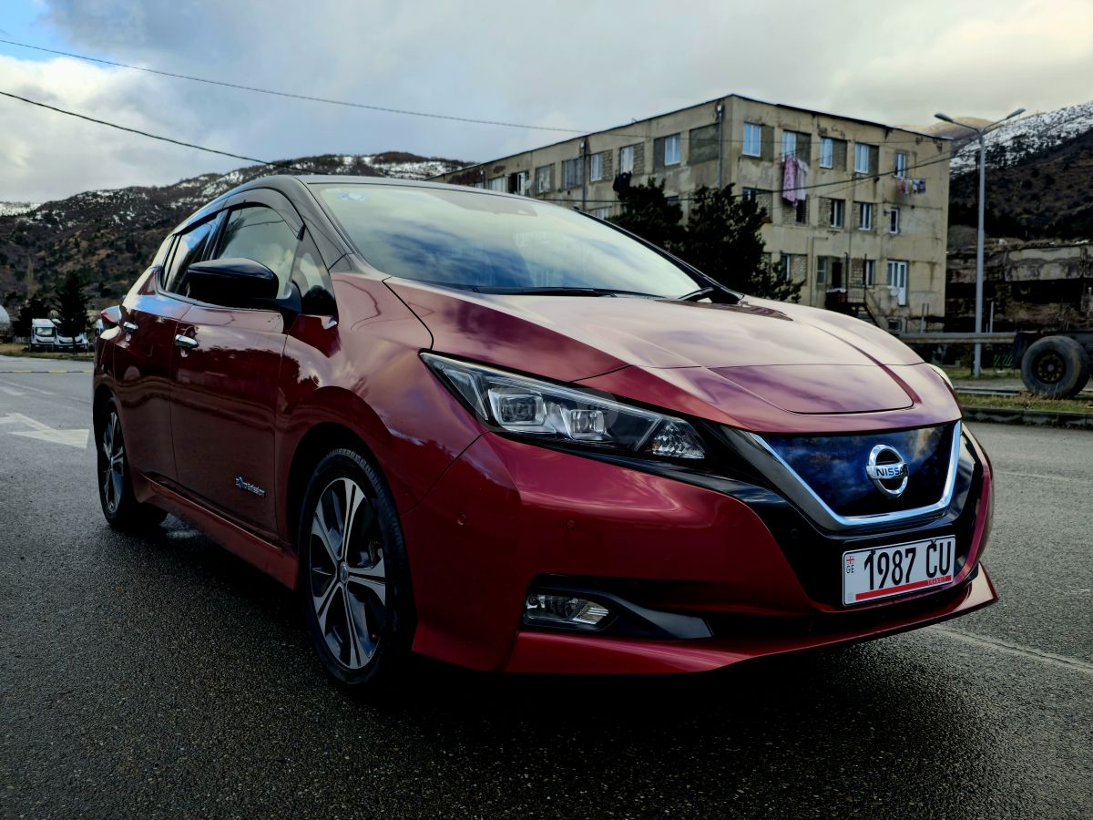 Nissan Leaf - фото 4