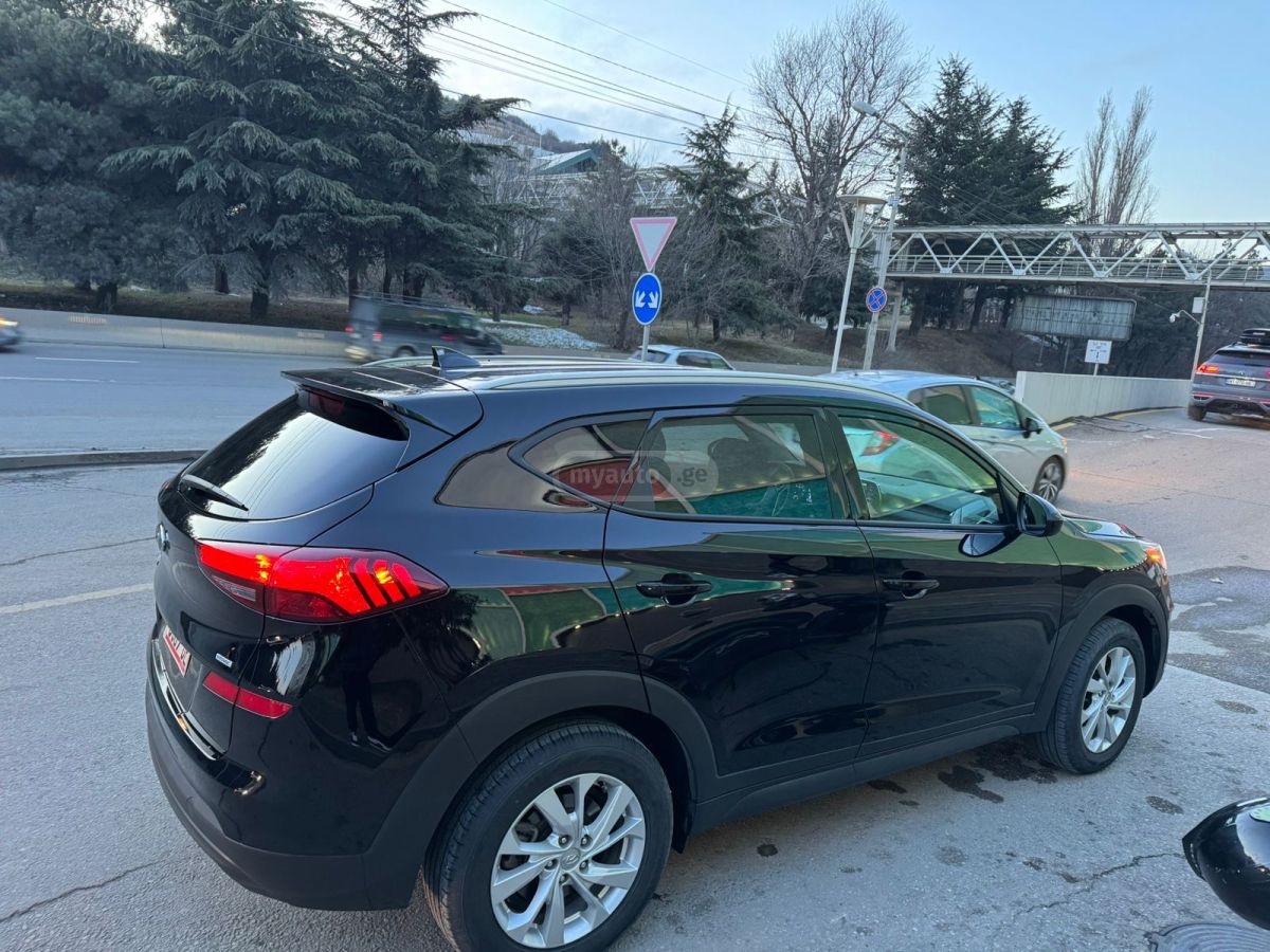 Hyundai Tucson - фото 4