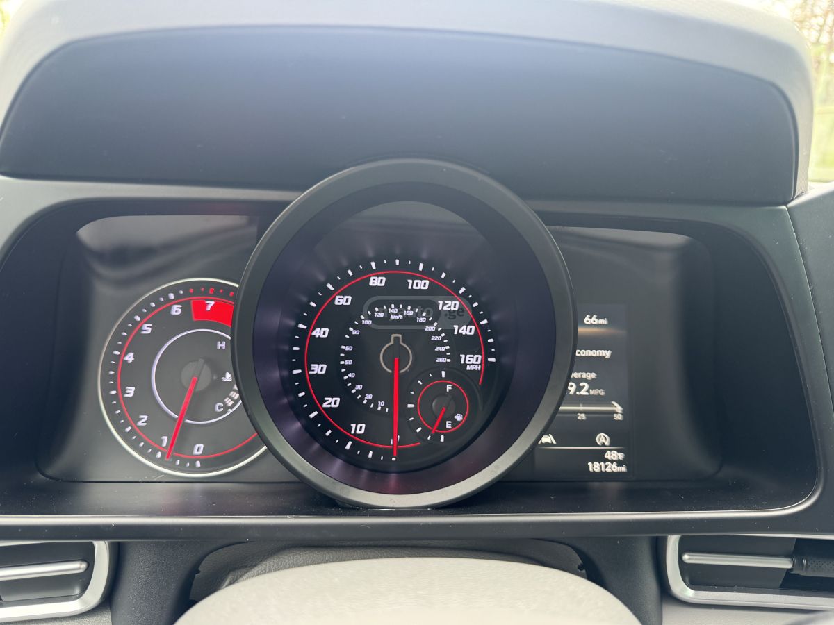 Hyundai Elantra - фото 6