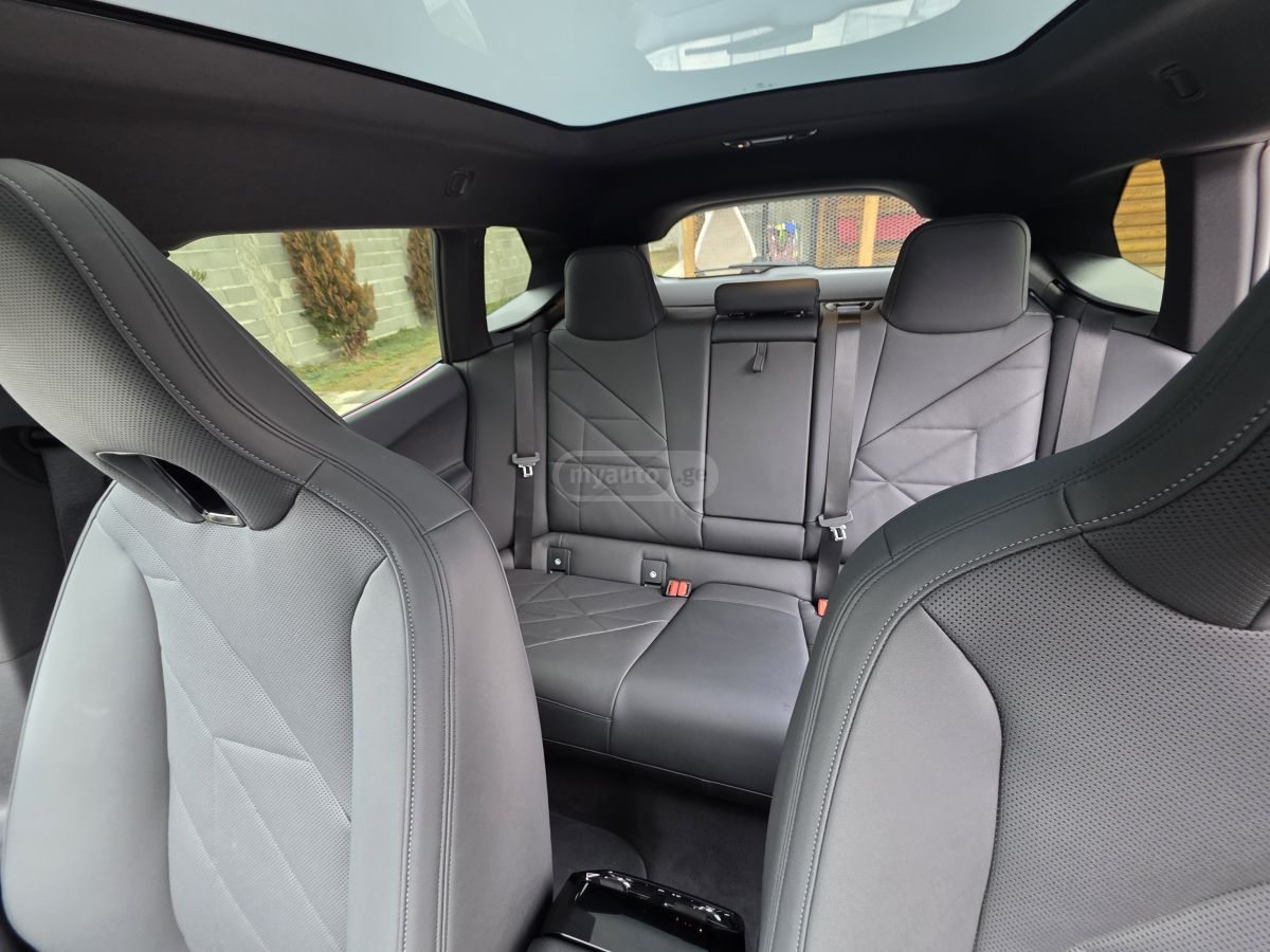 BMW IX - фото 4