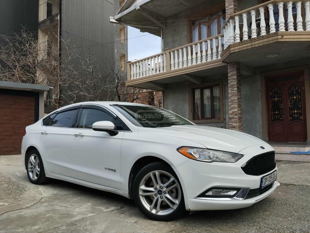 Ford Fusion - фото 3