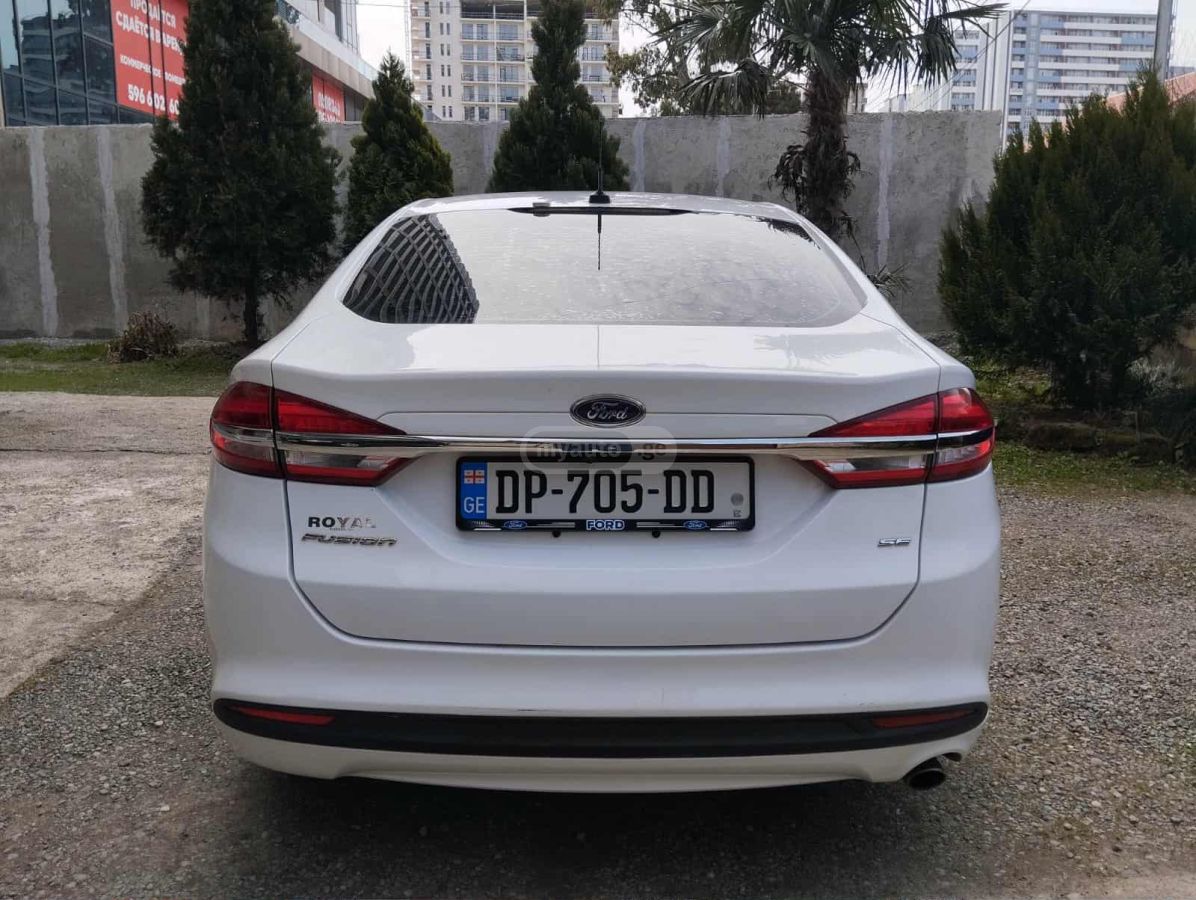 Ford Fusion - фото 5