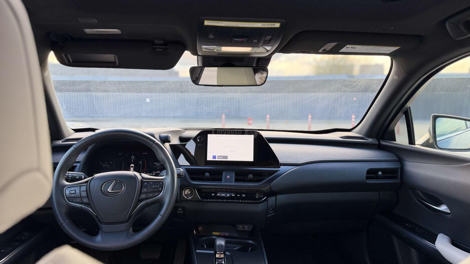 Lexus UX 250 h 2024 — миниатюра 5