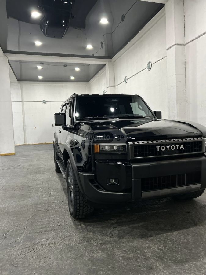 Toyota Land Cruiser Prado - фото 2
