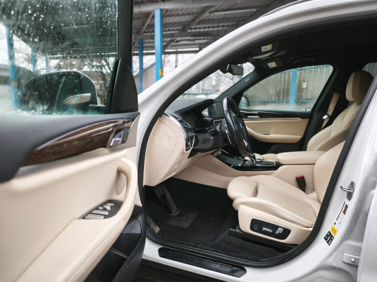 BMW X3 - фото 10