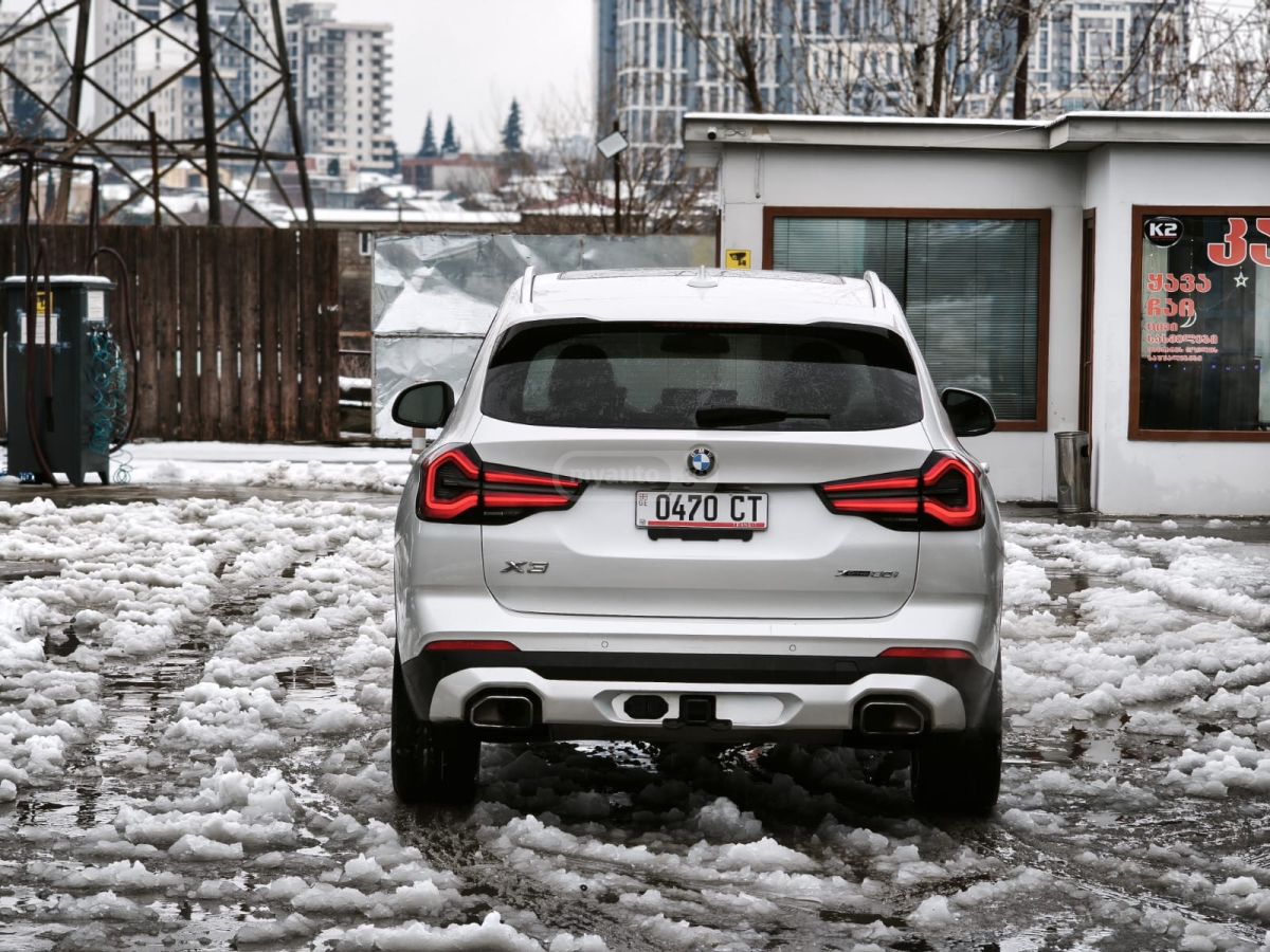 BMW X3 - фото 9