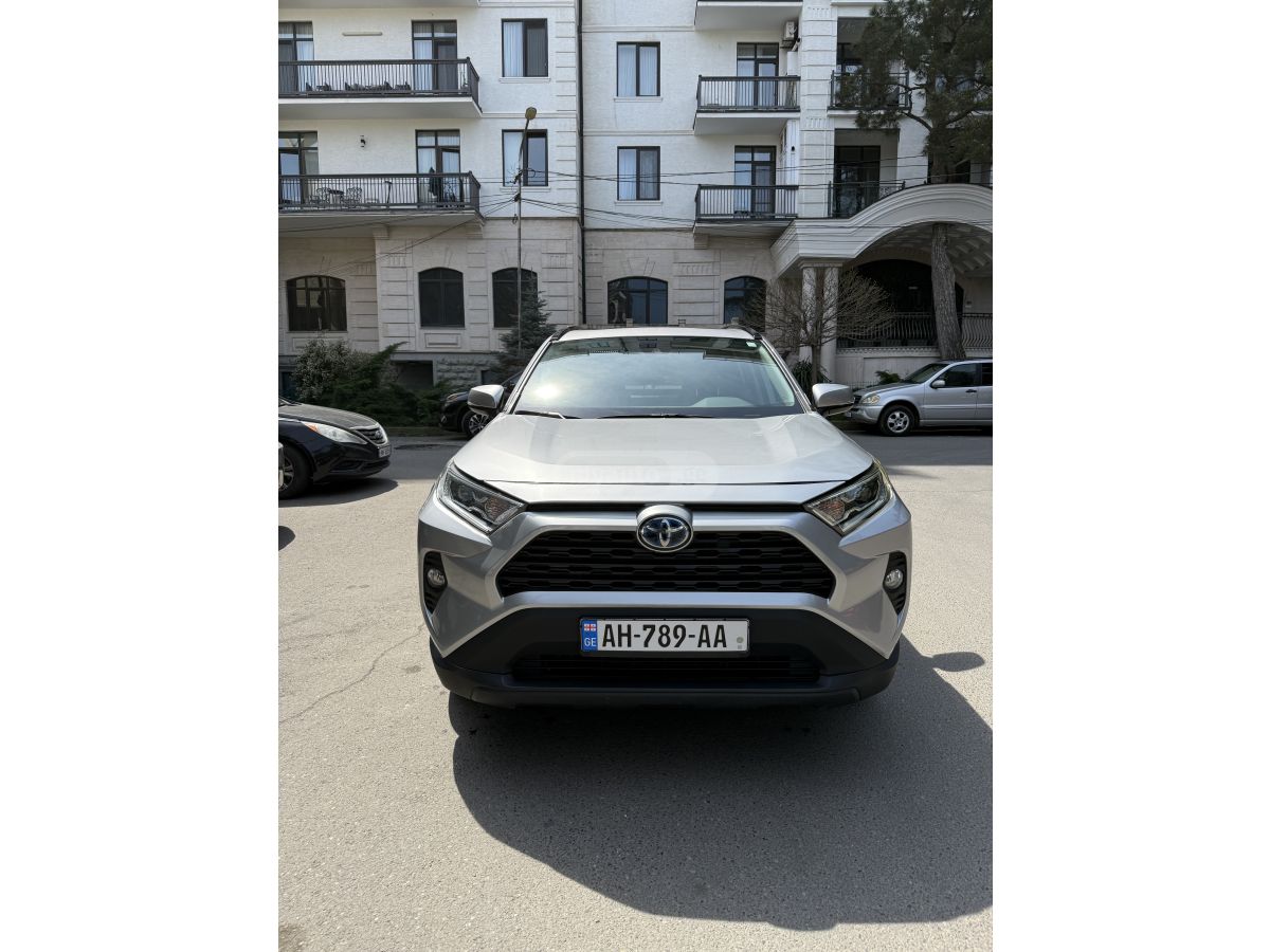 Toyota Rav 4 - фото 5