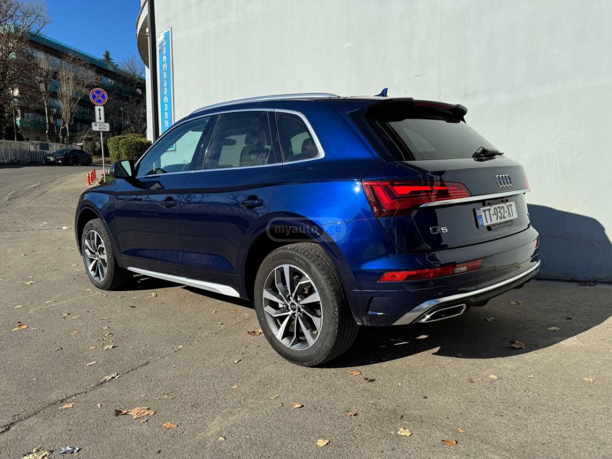 Audi 45 S line Premium 4dr All-Whee — миниатюра 3