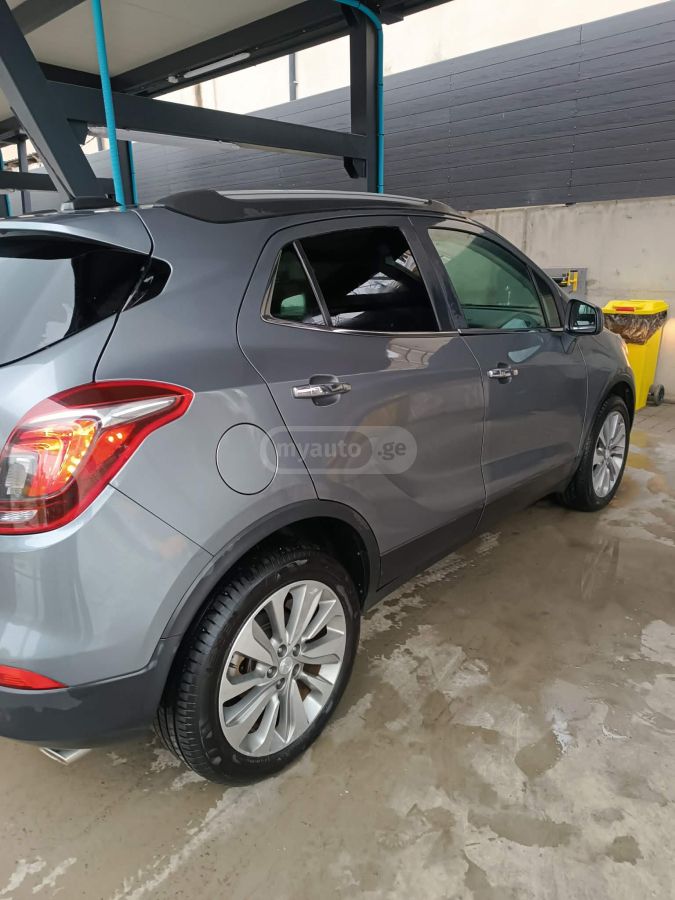 Buick Encore - фото 10