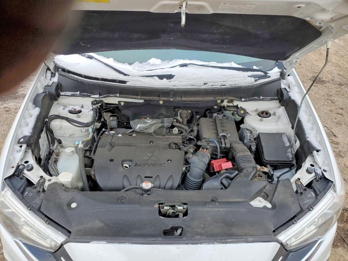 Mitsubishi Outlander Sport - фото 11