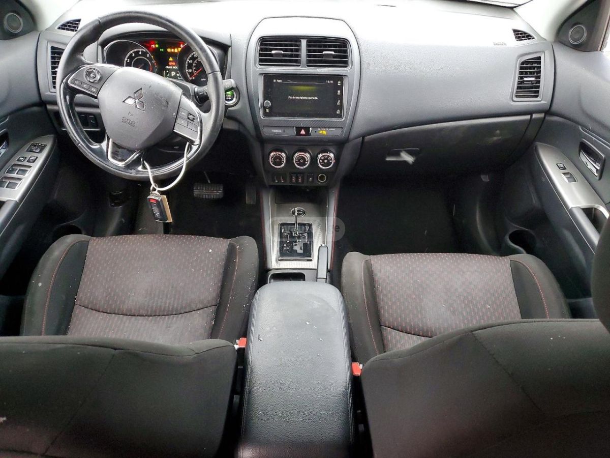 Mitsubishi Outlander Sport - фото 8