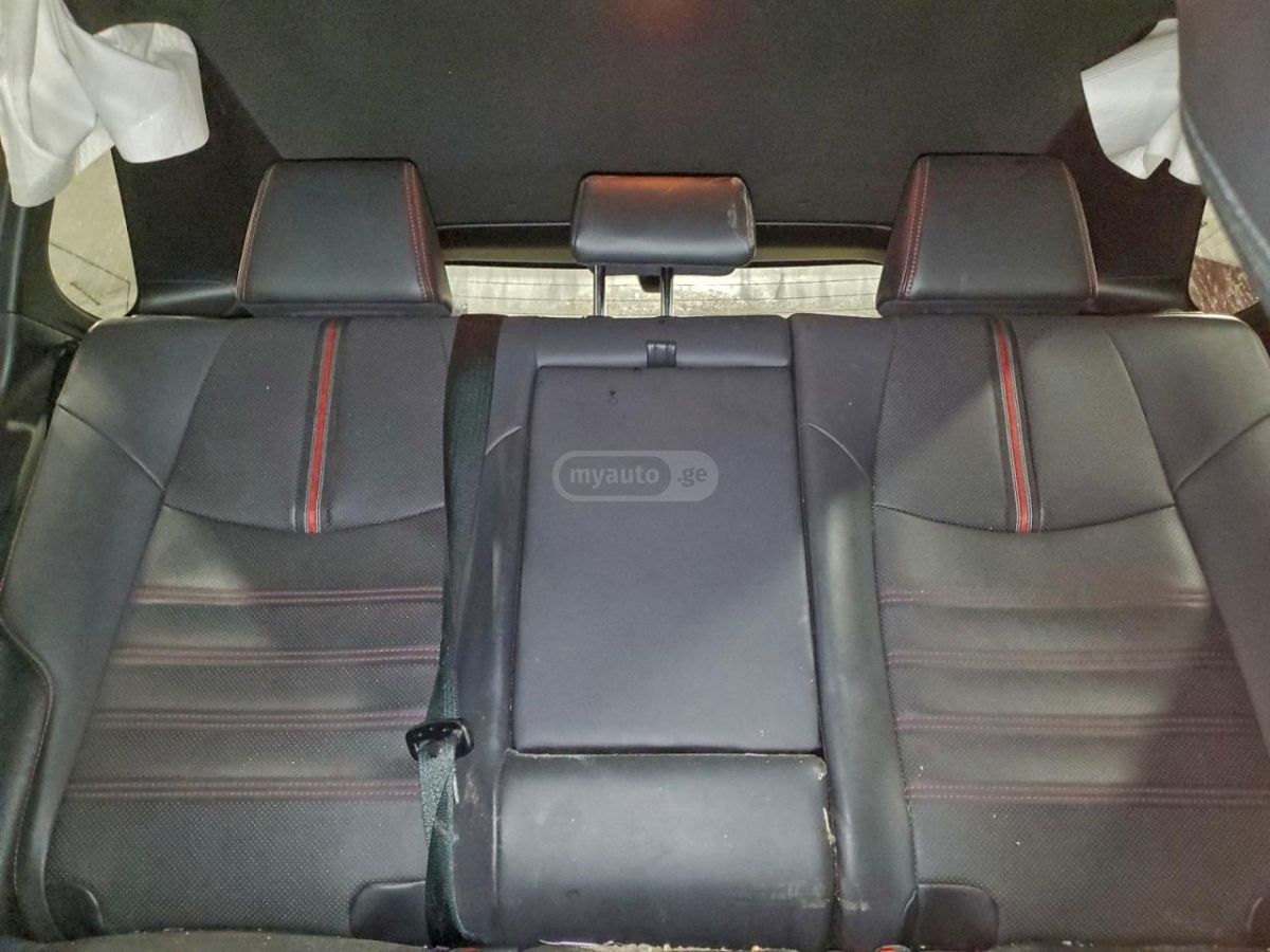 Toyota RAV 4 - фото 10