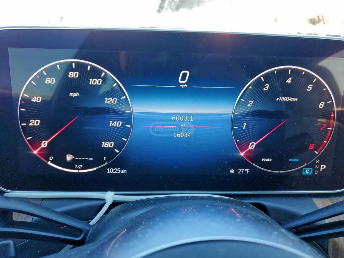 Mercedes-Benz C 300 2024 — миниатюра 9