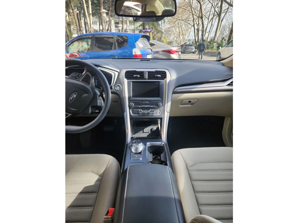 Ford Fusion - фото 5