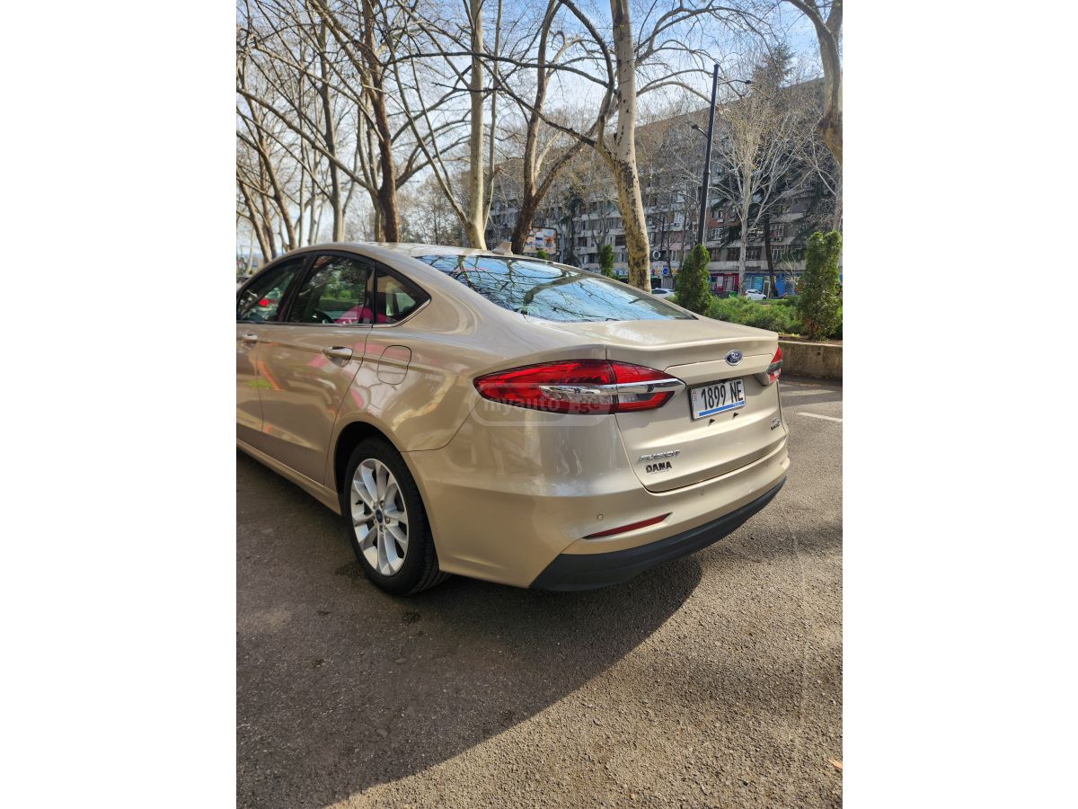 Ford Fusion - фото 6