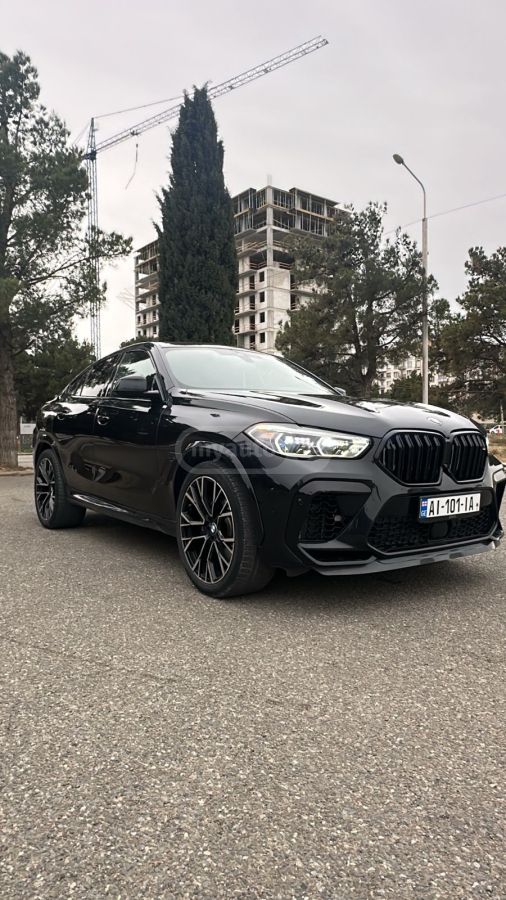 BMW X6 M - фото 1