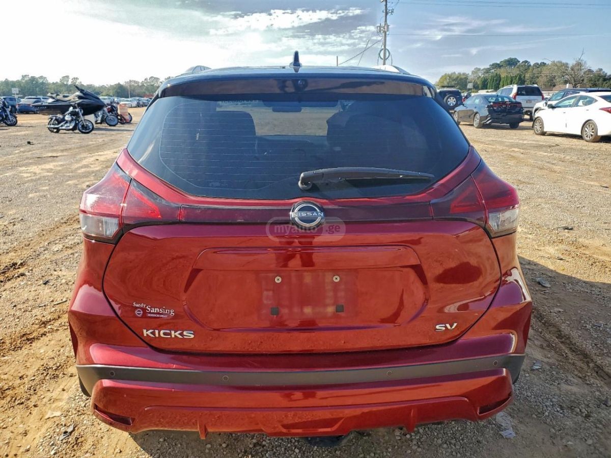 Nissan Kicks - фото 4