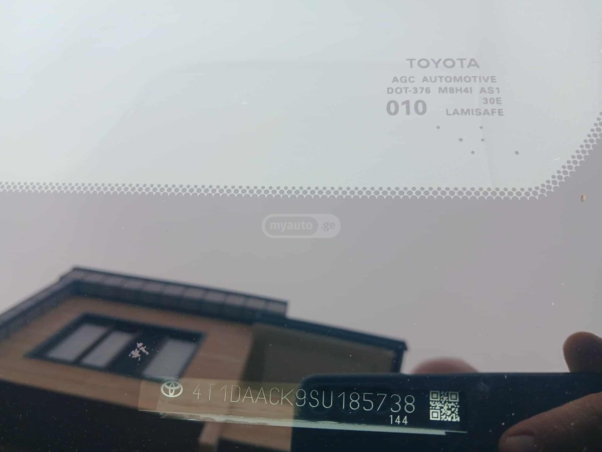 Toyota Camry - фото 14