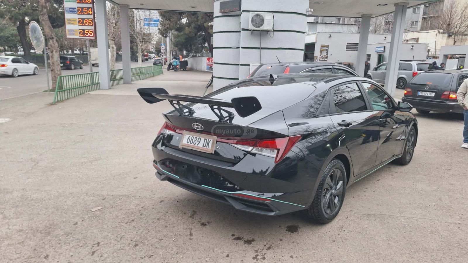 Hyundai SEL 4dr Sedan — миниатюра 4