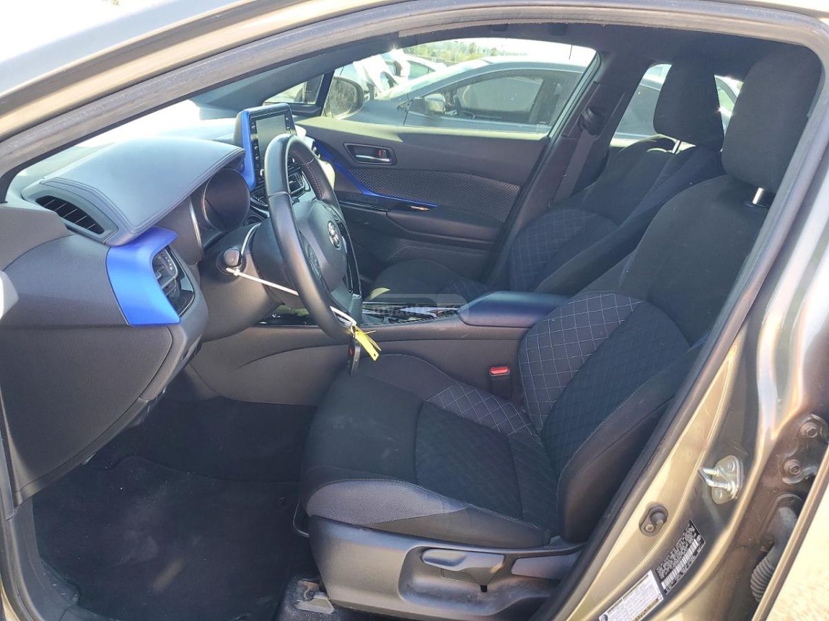 Toyota CHR - фото 7