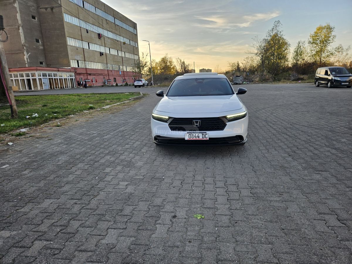 Honda Accord - фото 1