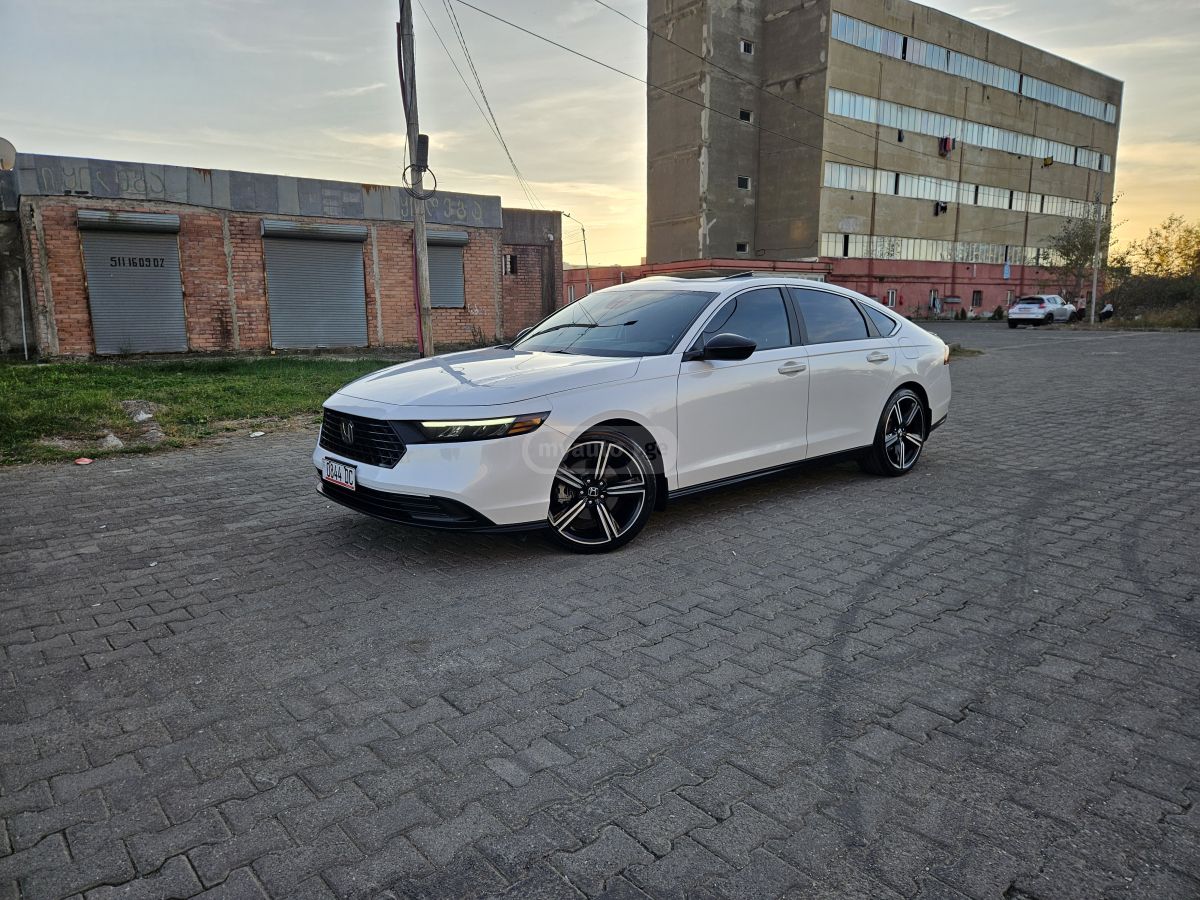 Honda Accord - фото 10