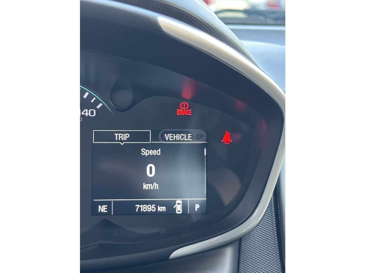 Chevrolet Sonic - фото 8