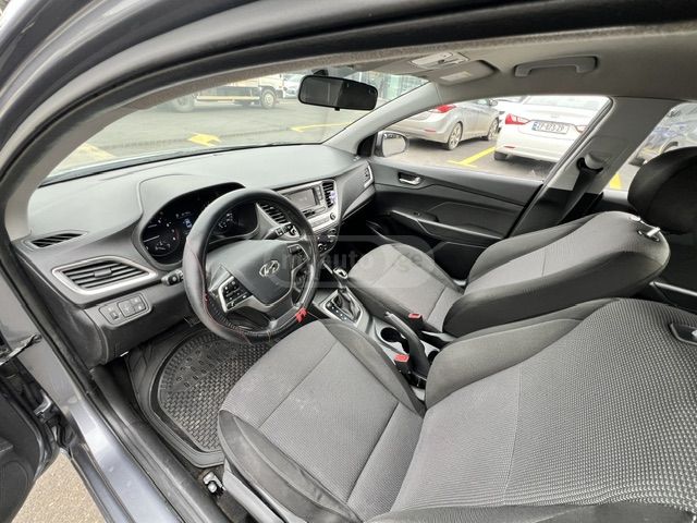Hyundai Accent - фото 7