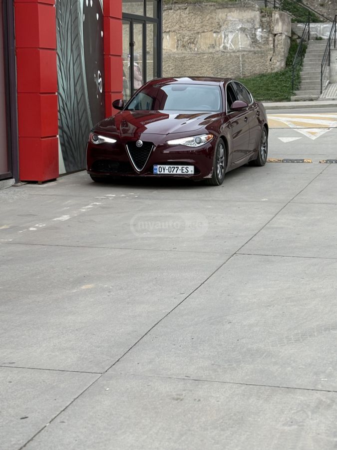 Alfa Romeo Giulia - фото 6